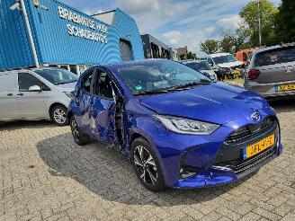 Unfallwagen Toyota Yaris 1.5 Hybrid 115 Dynamic autom 30 d km 2025/9
