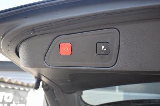 Peugeot 3008 1.6 Hybrid 225 Blue Lease GT *Navi/Clima/Camera/Panorama picture 10