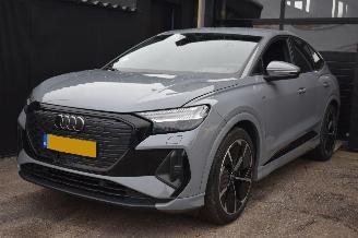 krockskadad bil auto Audi Q4 40 82Kwh Sportback  3FASE S Line 204Pk *Navi/Clima/Camera/Stoelverwarming 2021/12