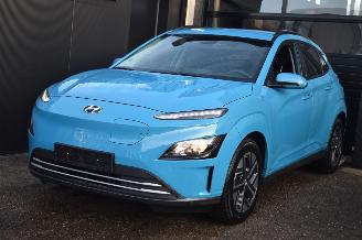 Avarii autoturisme Hyundai Kona 39Kwh Comfort 136Pk 3FASE SOH 97% *Navi/Clima/Camera/Stoelverwarming 2022/7