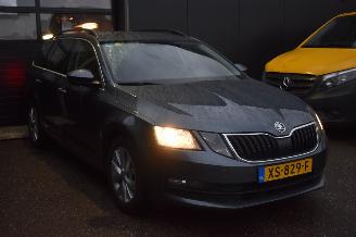 Skoda Octavia 1.6 Tdi Greentech Ambition Business 116Pk *Navi/Clima picture 2