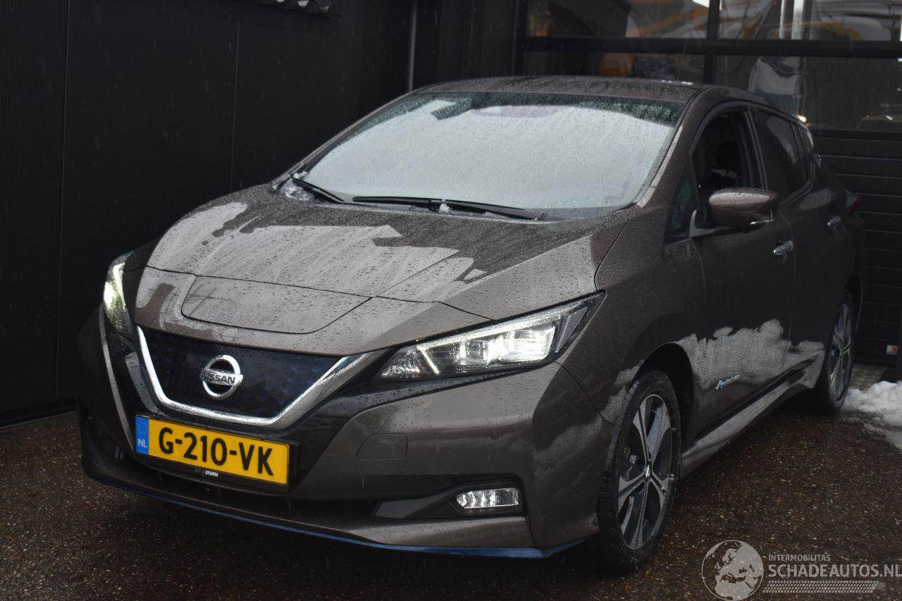 Nissan Leaf 62Kwh 3.Zero Limited Edition 218Pk *Navi/Clima/360 Camera/Leder/Stoelverwarming