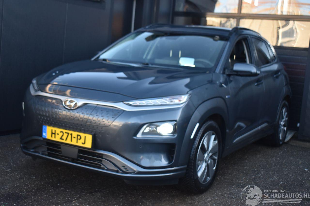Hyundai Kona 64Kwh Premium 204Pk 3Fase 100% Soh *Navi/Clima/Camera/Leder/Stoelverwarming