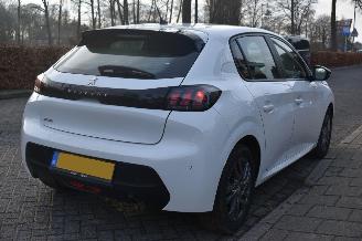 Peugeot 208 1.2 Puretech Active Pack 75Pk *Navi/Clima picture 3