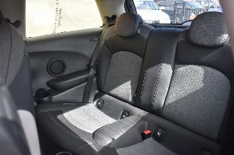 Mini Cooper 1.5 Camden Edition 136Pk *Navi/Clima picture 6