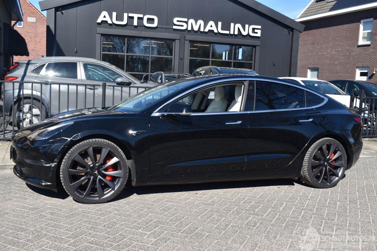 Tesla Model 3 75Kwh Performance AWD 462Pk *Navi/Clima/Camera/Panorama/Stoelverwarming/Leder