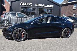 Voiture accidenté Tesla Model 3 75Kwh Performance AWD 462Pk *Navi/Clima/Camera/Panorama/Stoelverwarming/Leder 2019/12