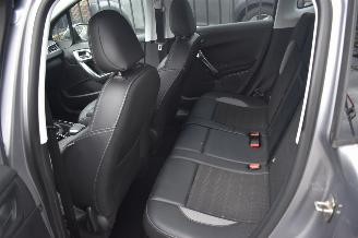 Peugeot 2008 1.2 Puretech GT-Line 110Pk *Navi/Clima/Camera picture 8