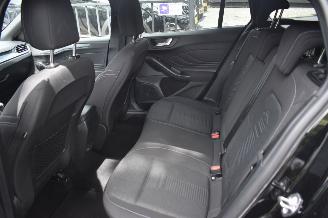 Ford Focus 1.0 Wagon Ecoboost Hybrid Active 155Pk *Navi/Clima/Camera/Stoelverwarming picture 6