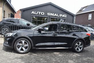 damaged passenger cars Ford Focus 1.0 Wagon Ecoboost Hybrid Active 155Pk *Navi/Clima/Camera/Stoelverwarming 2021/1