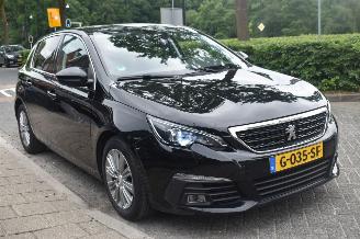 Peugeot 308 1.2 Puretech Allure 131Pk *Navi/Clima picture 2