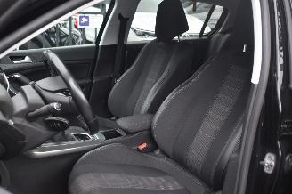 Peugeot 308 1.2 Puretech Allure 131Pk *Navi/Clima picture 5