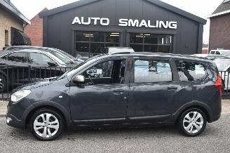 Auto incidentate Dacia Lodgy 1.3 Tce Stepway 7 Personen 131Pk *Navi/Airco/Camera 2021/10