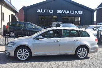 krockskadad bil auto Volkswagen Golf 1.6 Tdi Highline 116Pk *Navi/Clima/Camera/stoelverwarming 2017/6