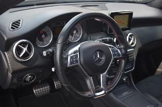 Mercedes A-klasse 1.6 180 Ambition AMG Line 122Pk *Navi/Clima/Panorama/Xenon picture 9