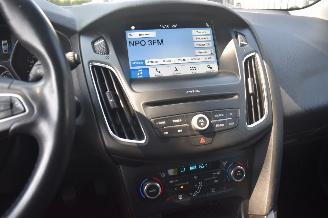 Ford Focus 1.5 Tdci Titanium 120Pk *Navi/Clima/Camera/Stoelverwarming picture 9