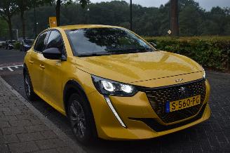 Peugeot e-208 50Kwh EV Allure Pack 136Pk 3Fase 95% Soh *Navi/Clima/Camera/Stoelverwarming picture 2