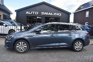 Avarii autoturisme Renault Mégane 1.3 Tce 140Pk Equilibre *Navi/Clima 2023/8