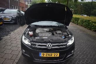 Volkswagen Tiguan 2.0 Tdi R-Line Edition 140Pk *Navi/Airco/Panorama picture 20
