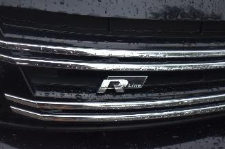 Volkswagen Tiguan 2.0 Tdi R-Line Edition 140Pk *Navi/Airco/Panorama picture 13