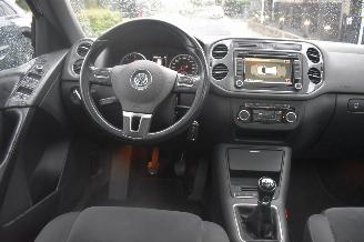 Volkswagen Tiguan 2.0 Tdi R-Line Edition 140Pk *Navi/Airco/Panorama picture 7
