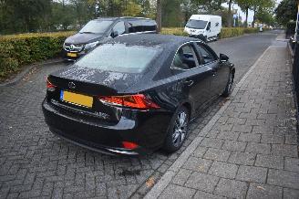 Lexus IS 300H Hybrid Business Line 181 Pk *Navi/Clima/Leder/Camera/Panorama/Stoelverwarming picture 3