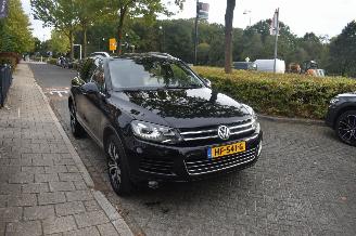 Volkswagen Touareg 4.2 V8 Tdi 340Pk 4X4 *Navi/Leder/Panorama/Stoelverwarming/Camera/Luchtvering picture 2