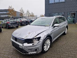 Volkswagen Passat GTE HYBRIDE / SPORTLEER / PANORAMA picture 15