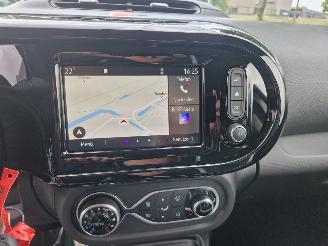 Renault Twingo Z.E. R80 Urban Night Camera / Navigatie / Airco ECC / Park.sensoren / 16\" LMV picture 18