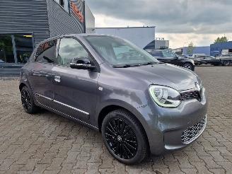 Renault Twingo Z.E. R80 Urban Night Camera / Navigatie / Airco ECC / Park.sensoren / 16\" LMV picture 5