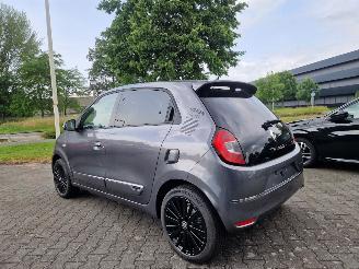 Renault Twingo Z.E. R80 Urban Night Camera / Navigatie / Airco ECC / Park.sensoren / 16\" LMV picture 2