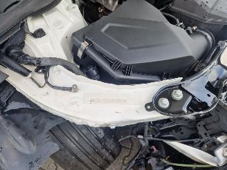 BMW 3-serie 2.0LTr 115KW AUTOM / SPORTLEER / HEAD UPP / ZWARTE HEMEL picture 11