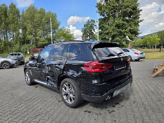 BMW X3 X-LINE / HEAD UP / PANO DAK picture 6
