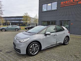 Volkswagen ID.3 Pro Performance 1ST 62kWh 150 KW 204pk / ACC / 18\" Lmv picture 3