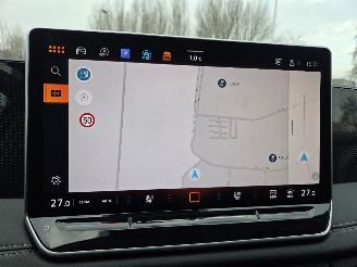 Volkswagen Tiguan IQ / AUTOMAAT / LEER / PANODAK / 18 DKM picture 22