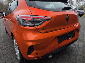 Renault Clio  picture 7