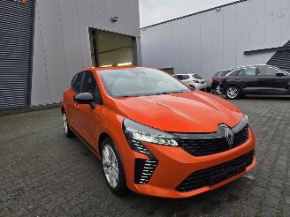 Renault Clio  picture 13