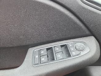 Renault Clio  picture 18