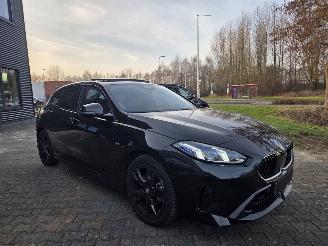 Auto incidentate BMW 1-serie M-SPORT /AUTOM / PANO / HEAD UPP 2025/8