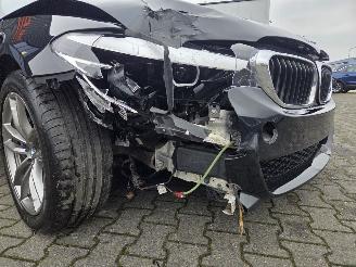 BMW 5-serie 530e  M-SPORT picture 9