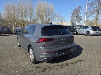 Volkswagen Golf 81KW STYLE / NAVI / CAMERA /STOEVERW / 7800 KM picture 4