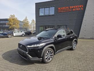 Toyota Corolla Cross 2.0 LTr 112kw / Style + Premium Pack II / Glasroof / Leer / JBL picture 2