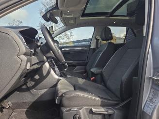 Volkswagen T-Roc STYLE / PANO / DIG COCKPIT / NAVI CAMERA  / STOELMASSAGE picture 15