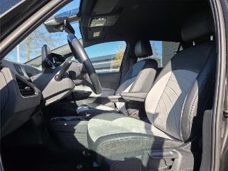 Volkswagen ID.3 Pro Performance  150KW / 62 Kwh /  27 Dkm / Rijdende auto picture 15
