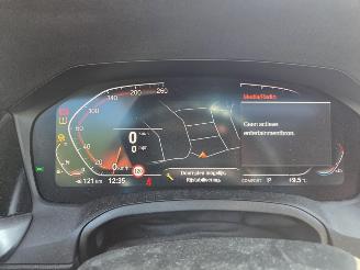 BMW 3-serie 320i -135KW M-SPORT / PANO /AUTOM picture 18