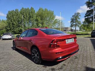 Volvo S-60 T8  AW-D 334KW. BENZ-HYBR -ULTIMATE DARK / PANO / HEAD UPP picture 4