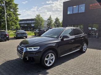 krockskadad bil auto Audi Q5 2.0 TDi 140KW QUATRO S-LINE / PANO / LEER 2018/2