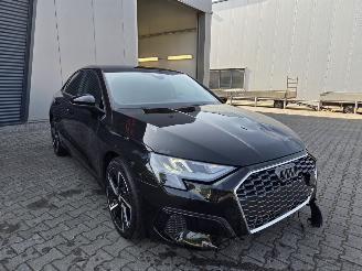 Audi A3 1.5 TSi 110kw Autom / LEER / NAVI / CAMERA / ZWARTE HEMEL picture 6