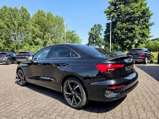 Audi A3 1.5 TSi 110kw Autom / LEER / NAVI / CAMERA / ZWARTE HEMEL picture 4