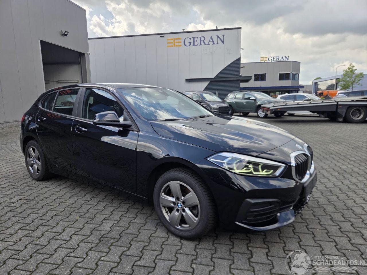BMW 1-serie 118i  / AUTOMAAT